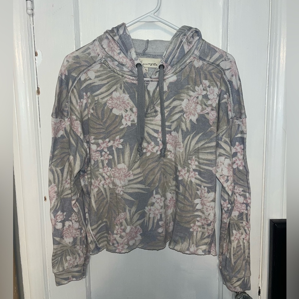 Vintage Havana Tropical Cropped Sweatshirt